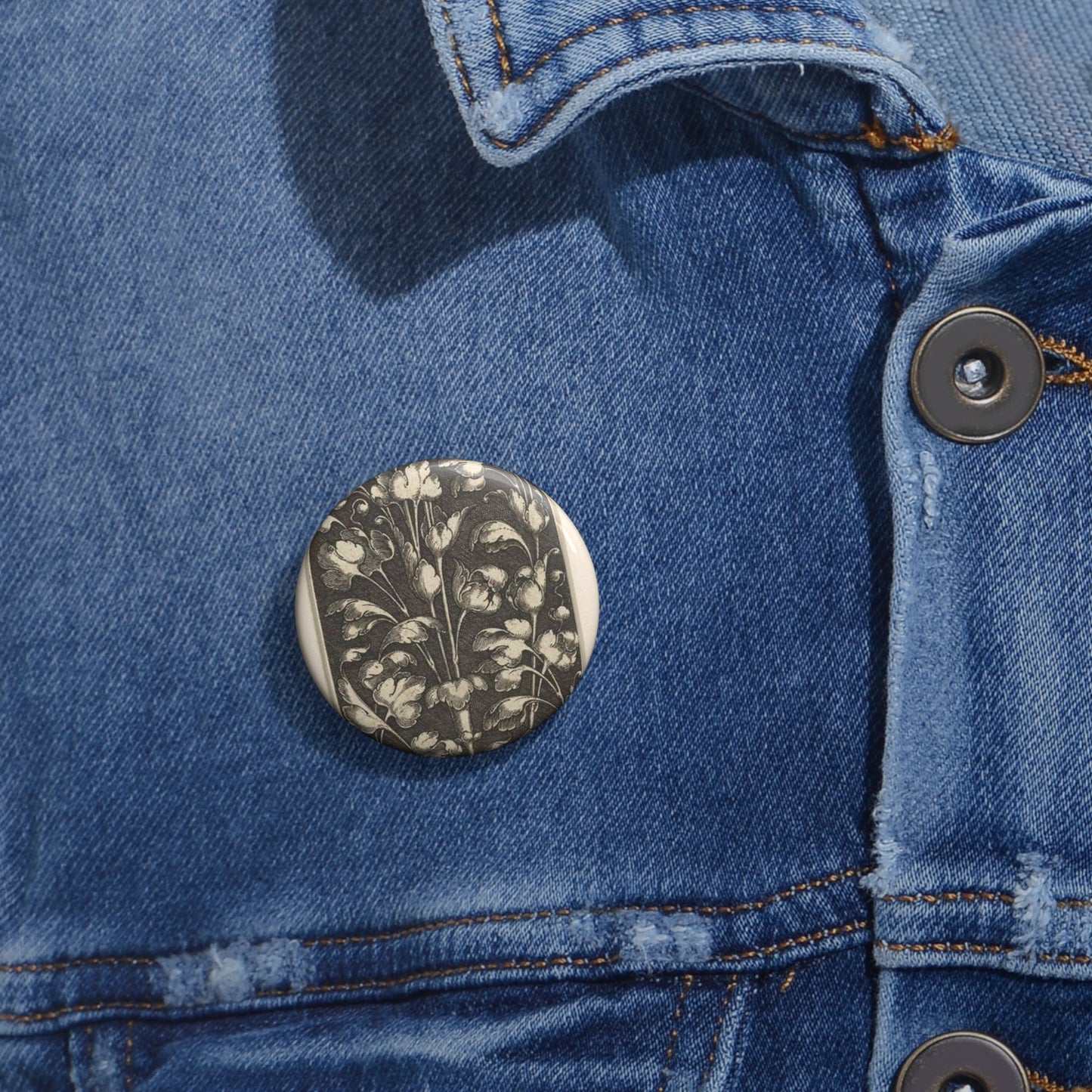 Heinrich Aldegrever - Bladranken met twee kinderen Pin Buttons with Crisp Design