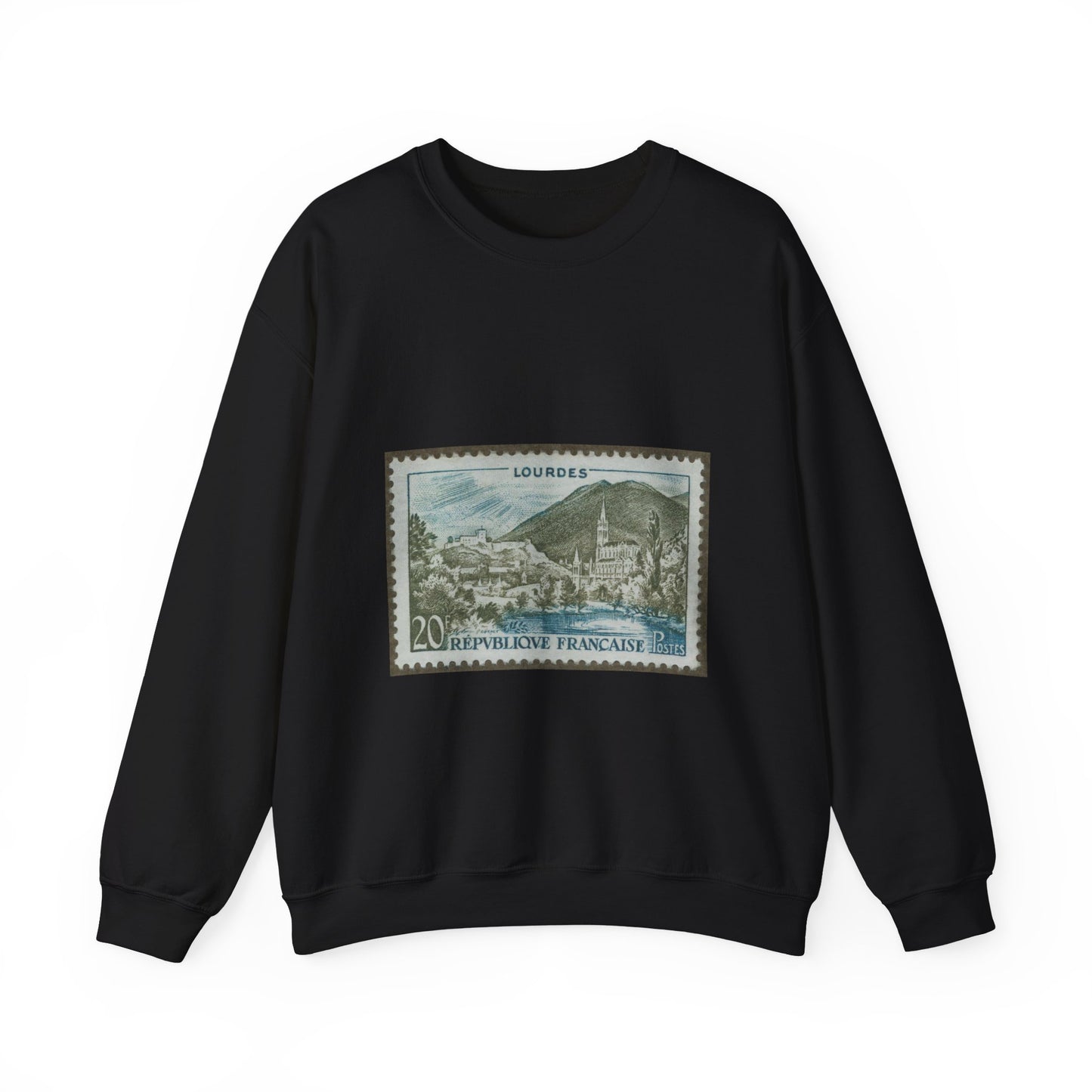 Frimärke ur Gösta Bodmans filatelistiska motivsamling, påbörjad 1950.Frimärke från Frankrike, 1954. Motiv av kyrkan vid Lourdes. "Undergörande vatten". Black Heavy Blend Adult Crew Neck SweatShirt