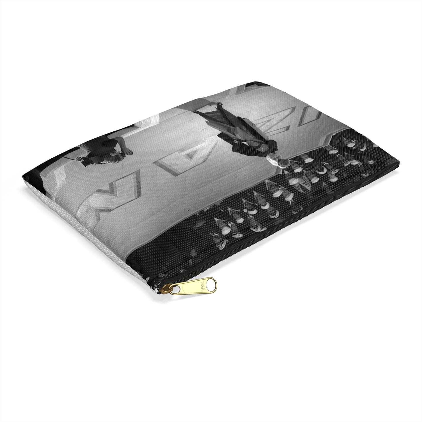 Suzanne Somers performs for the crew of the aircraft carrier USS RANGER (CV-61) Large Organizer Pouch with Black Zipper