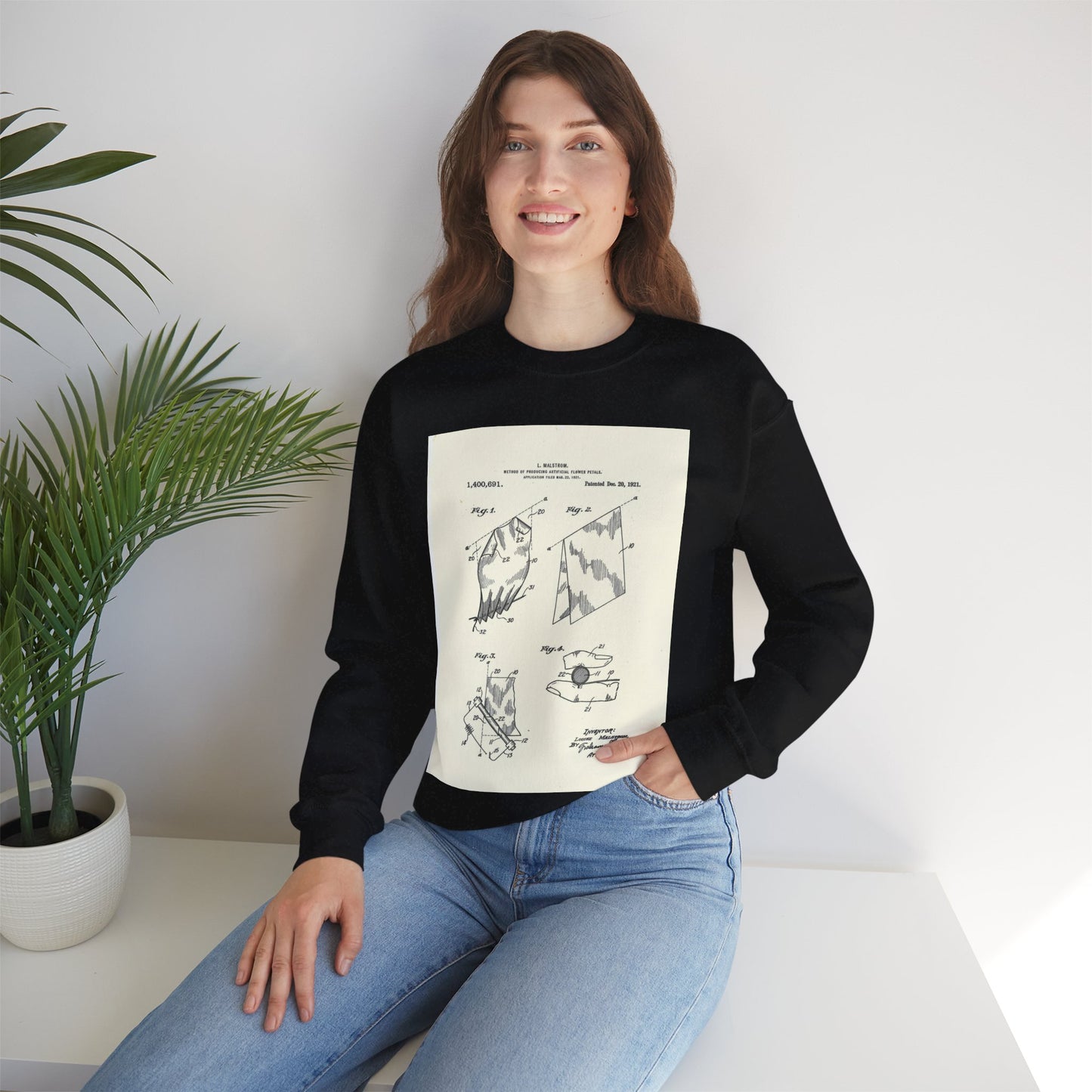 Patent Case File No. 1,400,691, Method of Producing Artificial-Flower Petals, Inventor- Louise Malstrom. - DPLA - 6710c28c24e0449480bf0fb8ddb4a41d (page 4) Black Heavy Blend Adult Crew Neck SweatShirt