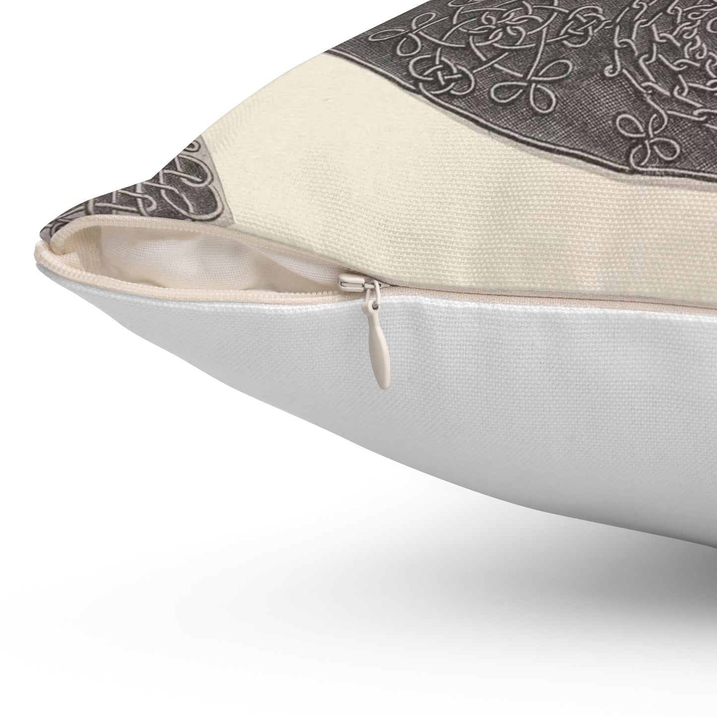 Leonardo da Vinci - Fourth Knot Decorative Accent Square Pillow