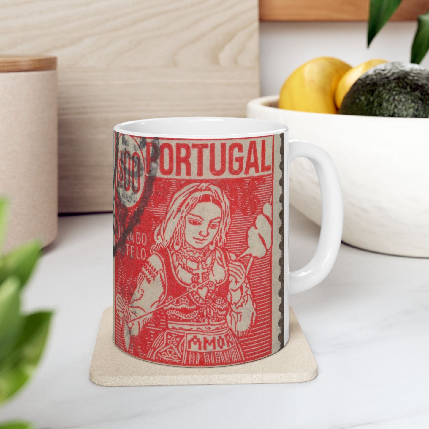 Frimärke ur Gösta Bodmans filatelistiska motivsamling, påbörjad 1950.Frimärke frånPortugal, 1941. Motiv av garnspinnande med slända. "Kvinna från Viana do Castelo". Beautiful Novelty Ceramic Coffee Mug 11oz