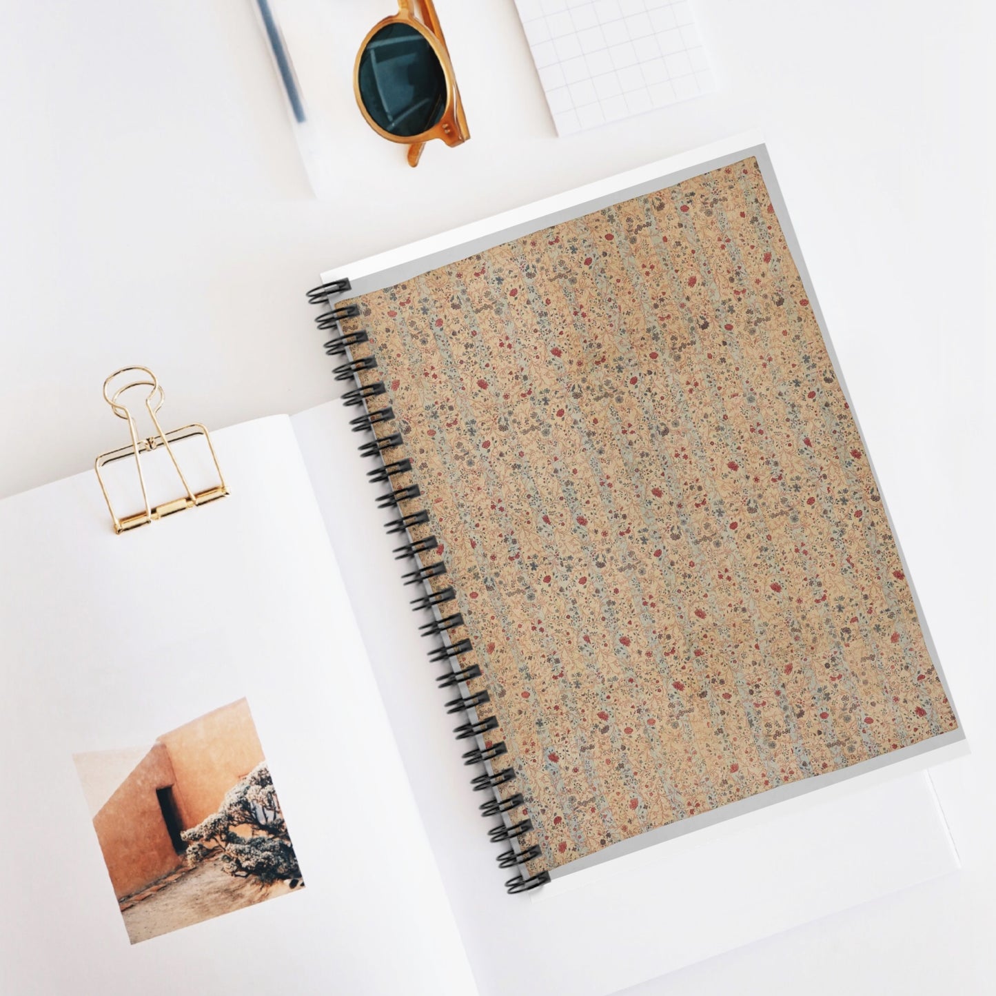 Doorgestikte sitsen sprei, France Spiral Bound Ruled Notebook with Printed Cover