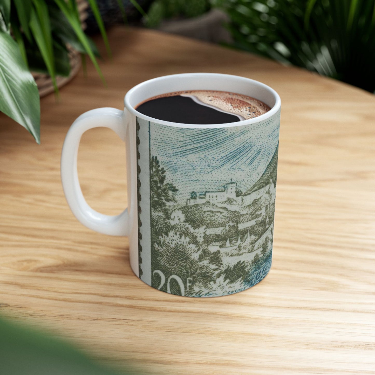 Frimärke ur Gösta Bodmans filatelistiska motivsamling, påbörjad 1950.Frimärke från Frankrike, 1954. Motiv av kyrkan vid Lourdes. "Undergörande vatten". Beautiful Novelty Ceramic Coffee Mug 11oz