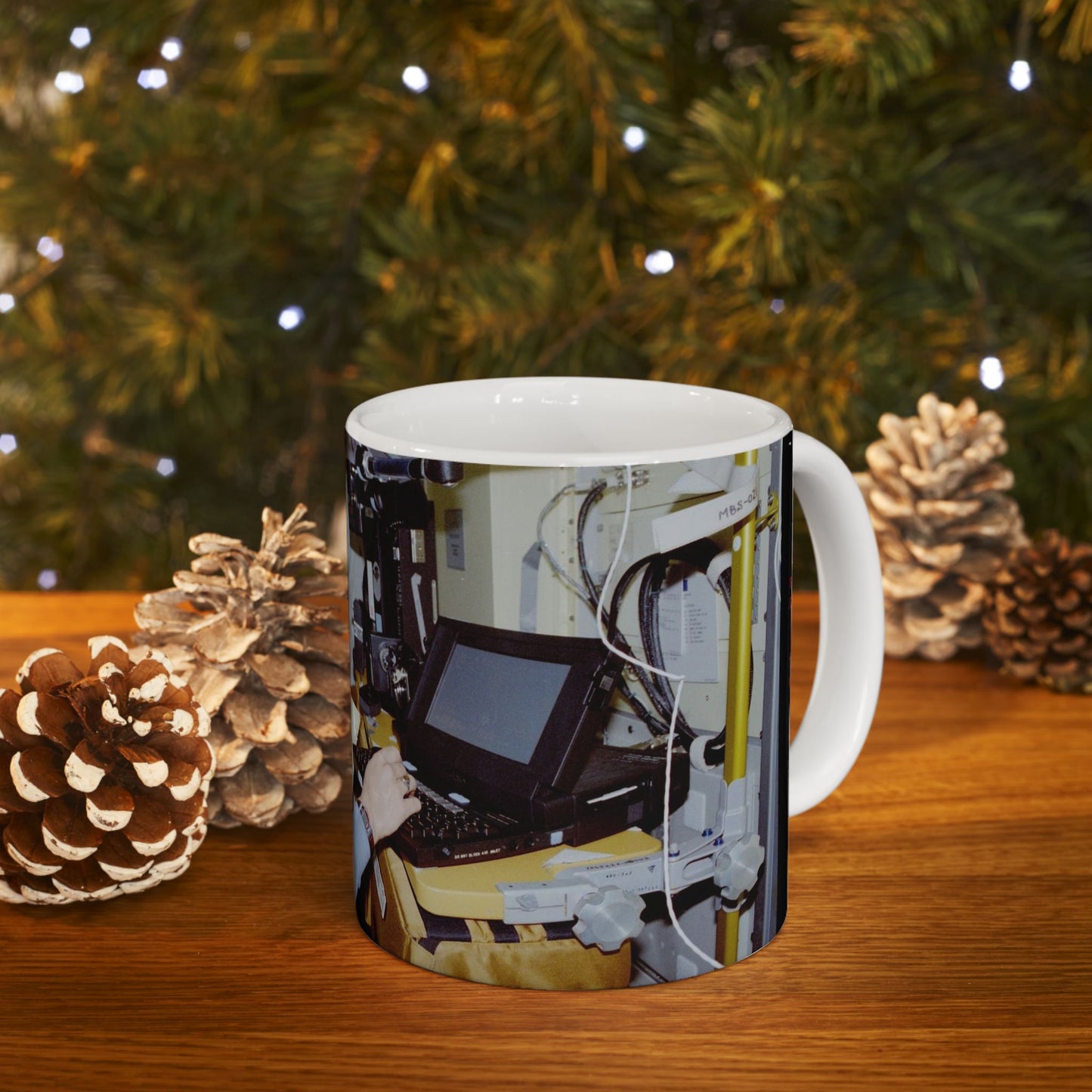 S47-238-020 - STS-047 - Public domain NASA photogrpaph Beautiful Novelty Ceramic Coffee Mug 11oz