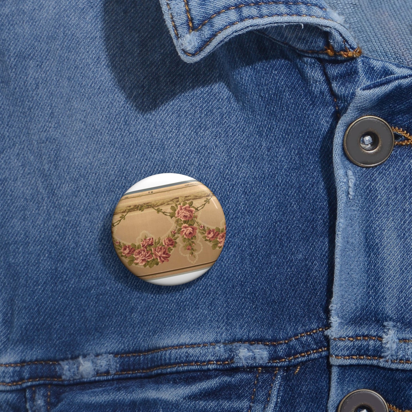 Frieze (USA), 1905–15 (CH 18500257) Pin Buttons with Crisp Design