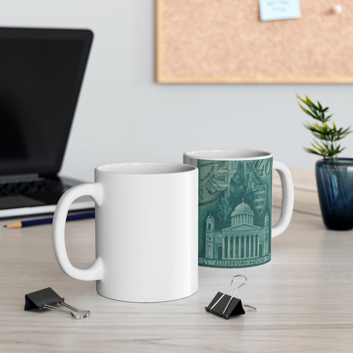 Frimärke ur Gösta Bodmans filatelistiska motivsamling, påbörjad 1950.Frimärke från Ungern, 1939. Motiv av Basilikan i Eszergom. Beautiful Novelty Ceramic Coffee Mug 11oz