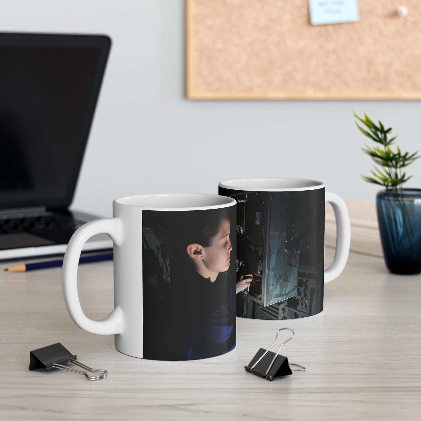 U.S. Navy Electronics Technician 3rd Class Kelly Hall Beautiful Novelty Ceramic Coffee Mug 11oz