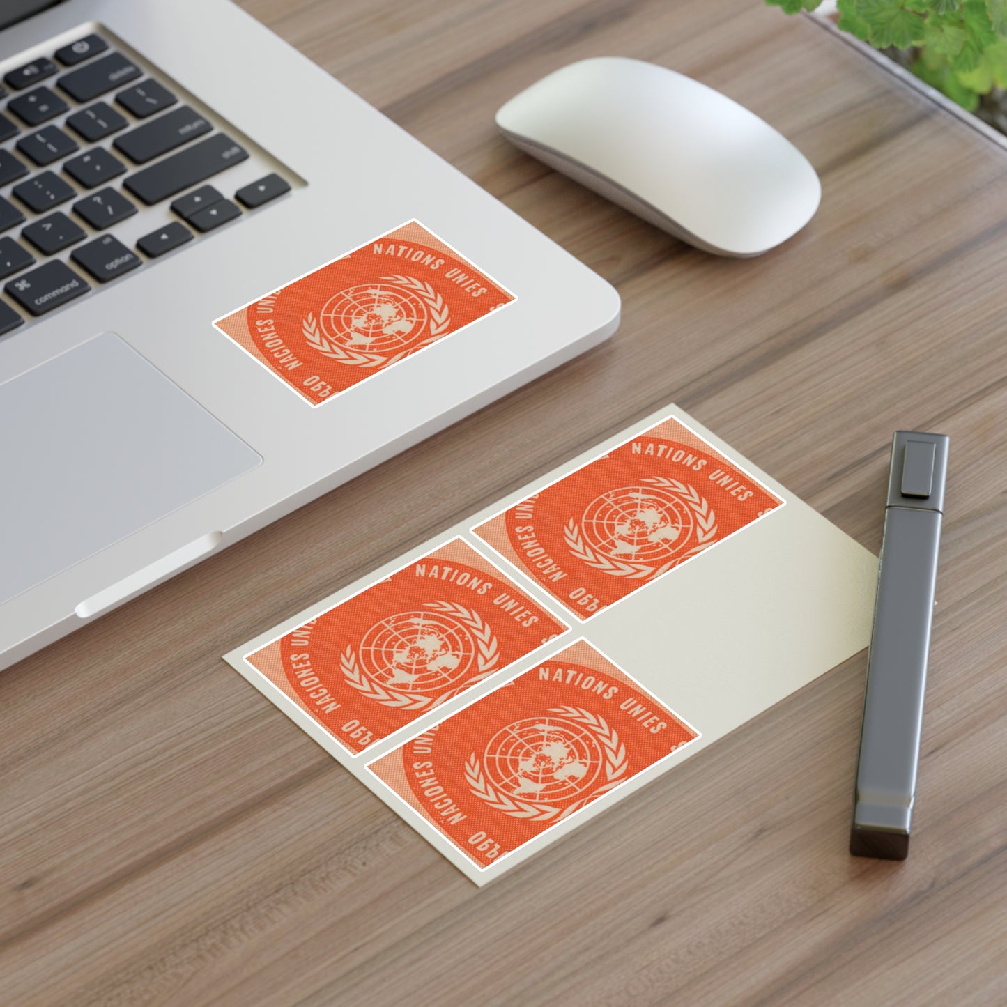 Frimärke ur Gösta Bodmans filatelistiska motivsamling, påbörjad 1950.Frimärke från Nations Unies 1958. Motiv av F. N.- märket. Laminated UV Protective Vinyl Stickers