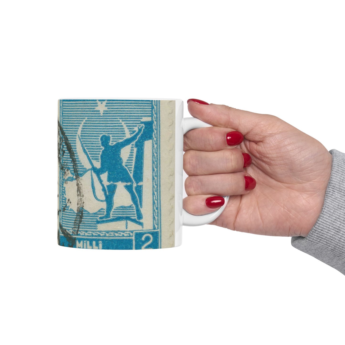 Frimärke ur Gösta Bodmans filatelistiska motivsamling, påbörjad 1950.Frimärke från Turkiet, 1941. Motiv av soldat framför Turkiets karta. Beautiful Novelty Ceramic Coffee Mug 11oz