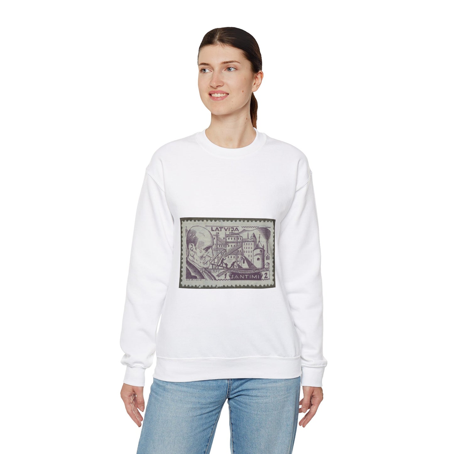 Frimärke ur Gösta Bodmans filatelistiska motivsamling, påbörjad 1950.Frimärke från Lettland, 1930. Motiv av byggnadsarbetare för ett monument över författare Rainis. White Heavy Blend Adult Crew Neck SweatShirt