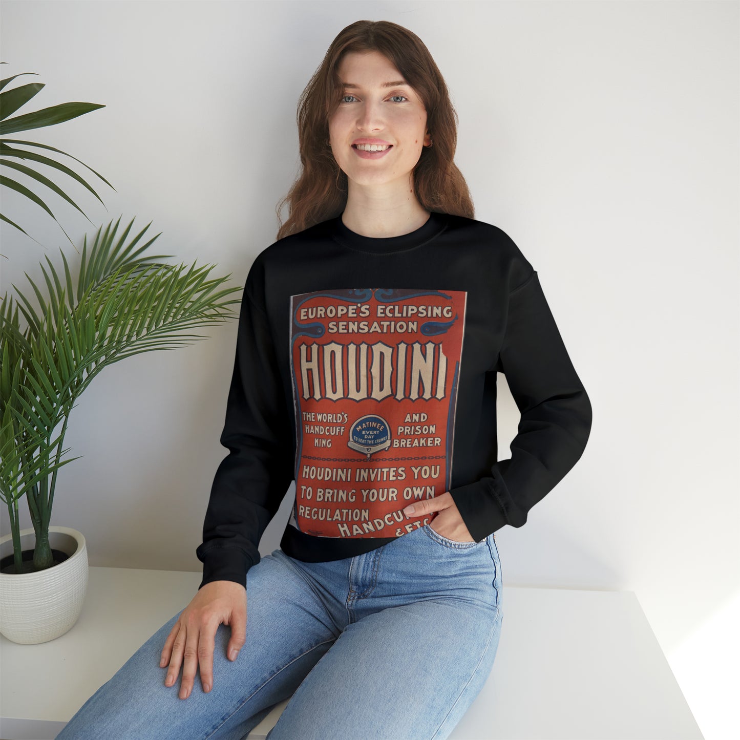 Harry Houdini, the world's handcuff king and prison breaker Black Heavy Blend Adult Crew Neck SweatShirt