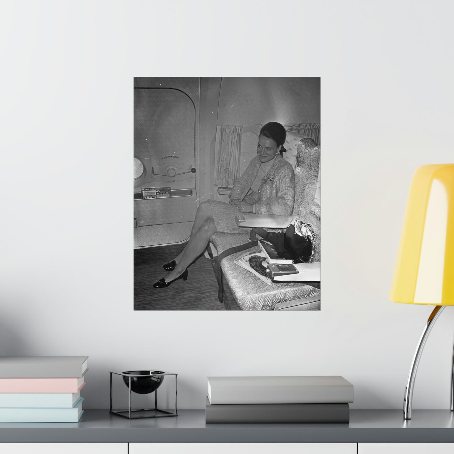 Vertrek prinses Irene van Schiphol. De prinses in het High Quality Matte Wall Art Poster for Home, Office, Classroom