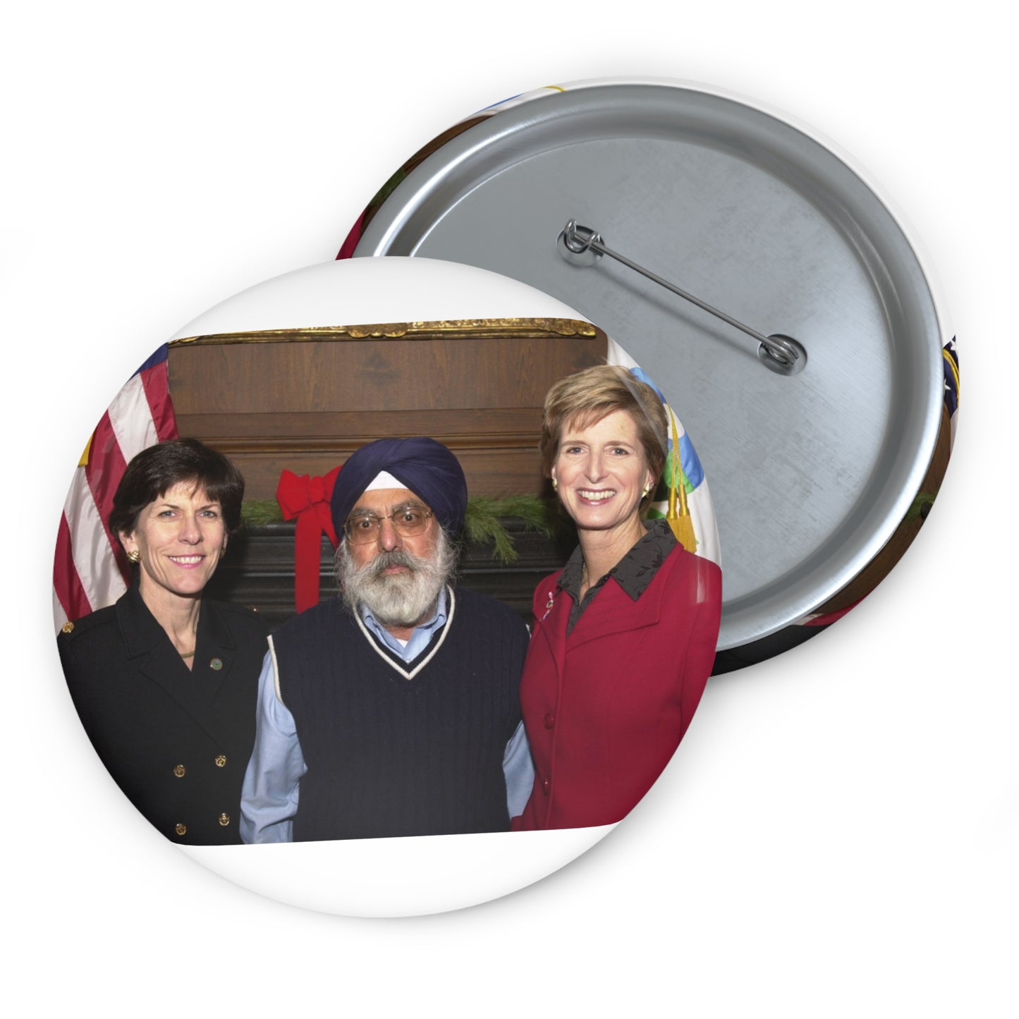 Administrator Christine Todd Whitman /Deputy Administrator Linda Fisher meet staff [412-APD-A109-DSC_0019.JPG] Pin Buttons with Crisp Design