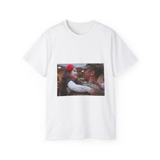 Olivia Settles greets her dad, 1st Lt. James Settles, White T-Shirt Gildan 2000 Cotton Unisex