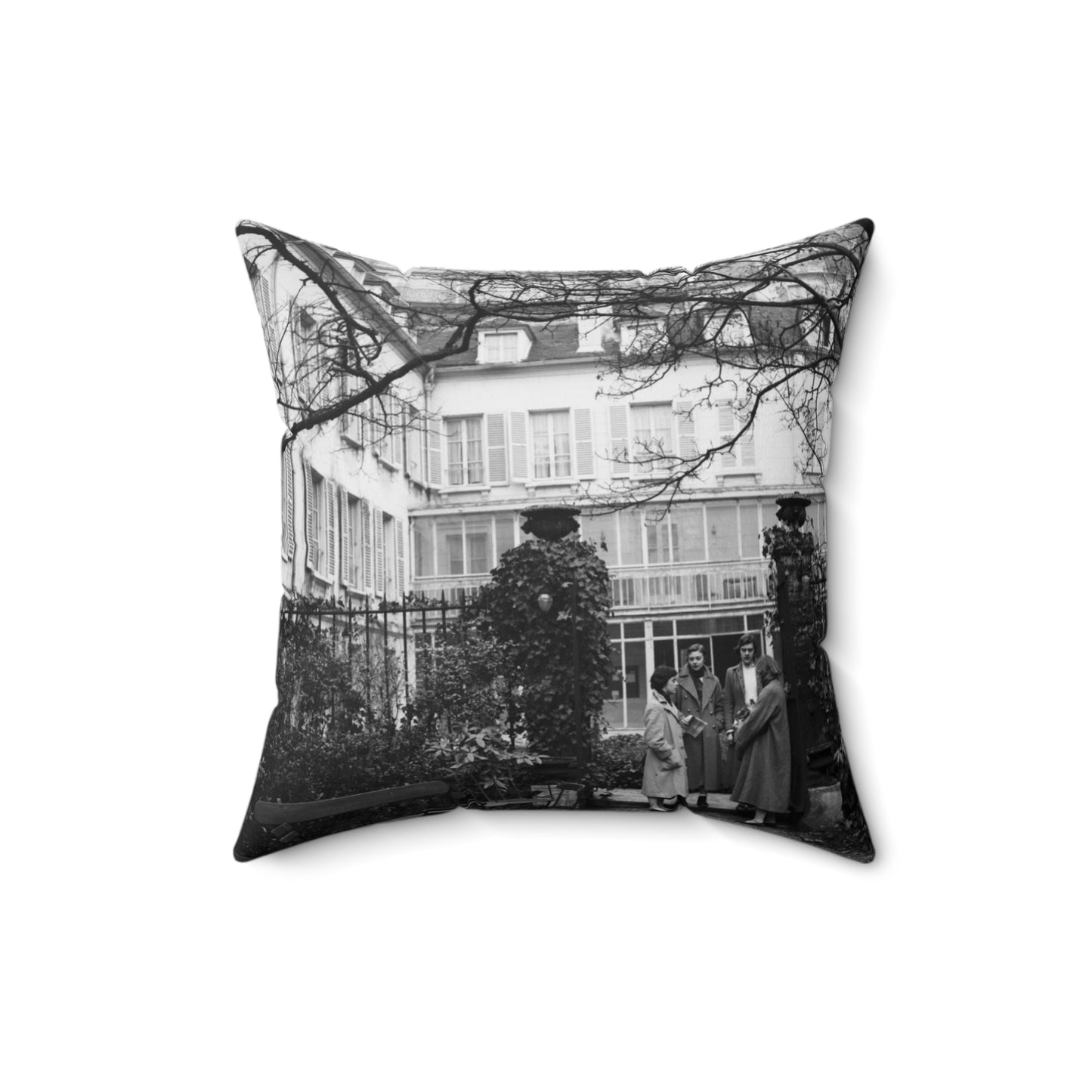 [Reid Hall-Paris Resident Club for American Women Students] Decorative Accent Square Pillow