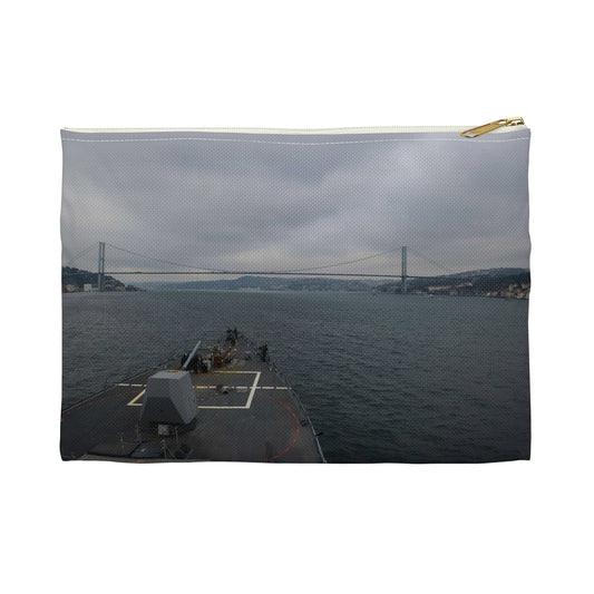 The guided missile destroyer USS Truxtun (DDG 103) Large Organizer Pouch with Black Zipper