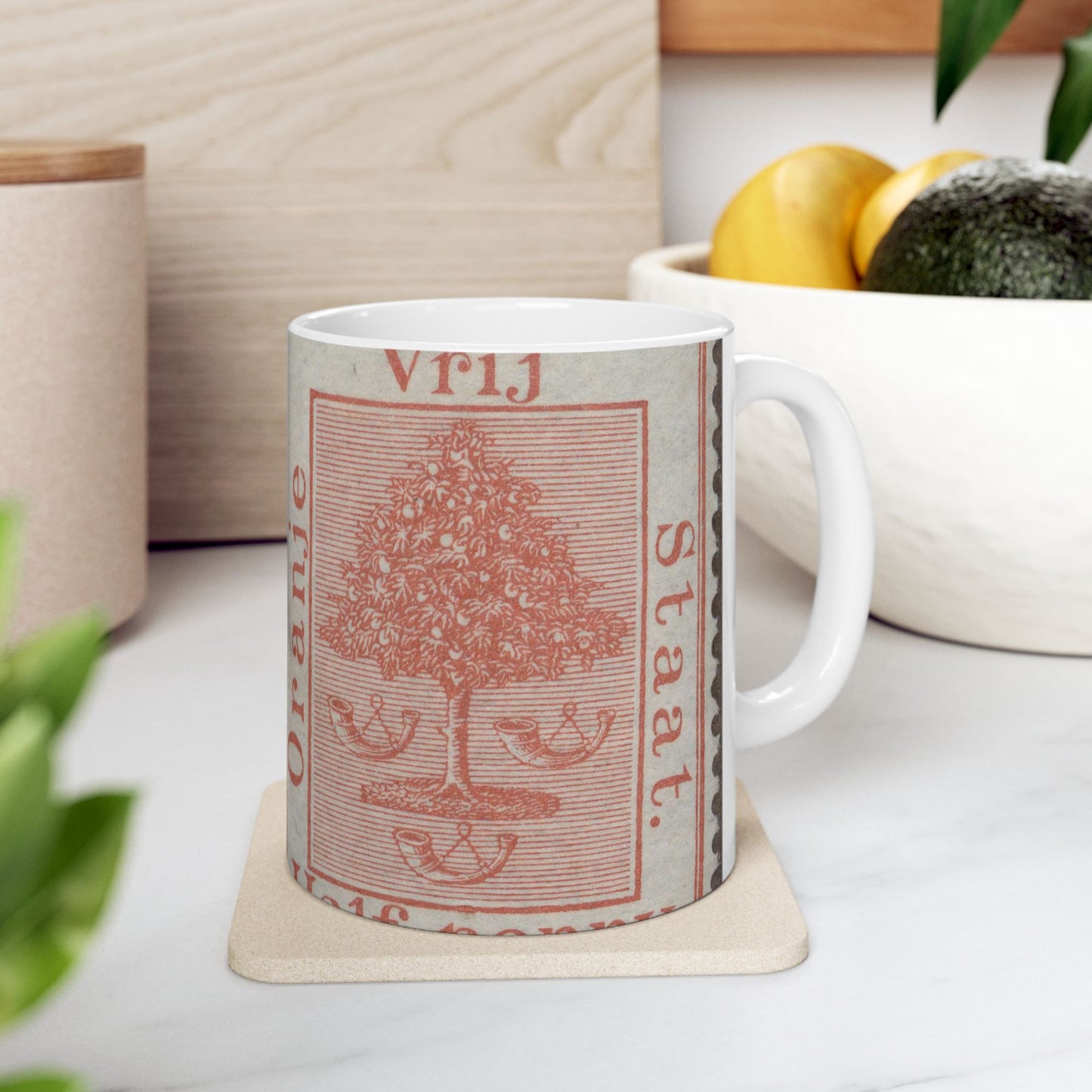 Frimärke ur Gösta Bodmans filatelistiska motivsamling, påbörjad 1950.Frimärke från Oranje -Fristaten. Motiv av apelsinträd med frukter och posthorn. Beautiful Novelty Ceramic Coffee Mug 11oz