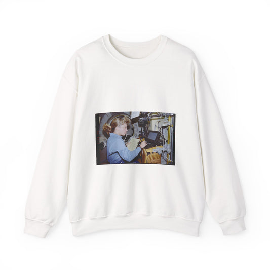 S47-238-020 - STS-047 - Public domain NASA photogrpaph White Heavy Blend Adult Crew Neck SweatShirt
