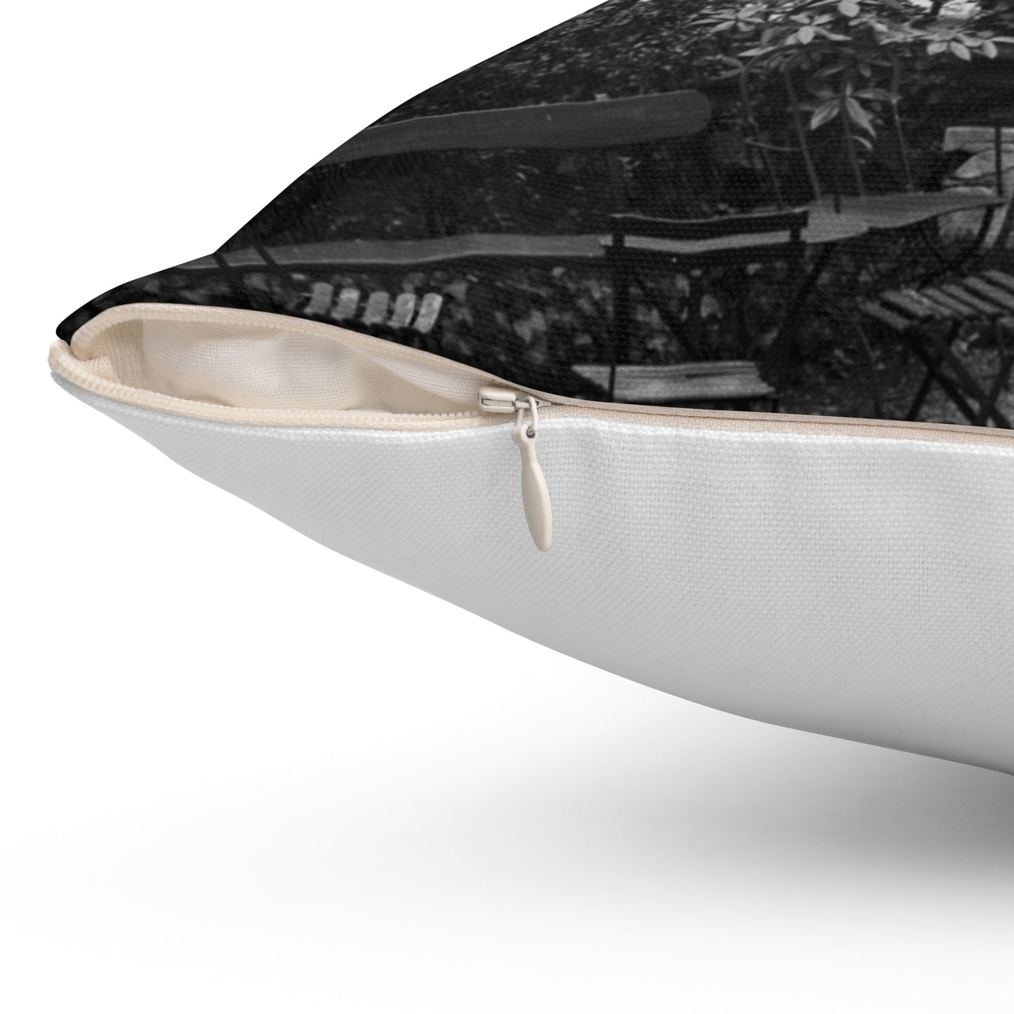 [Reid Hall-Paris Resident Club for American Women Students] Decorative Accent Square Pillow