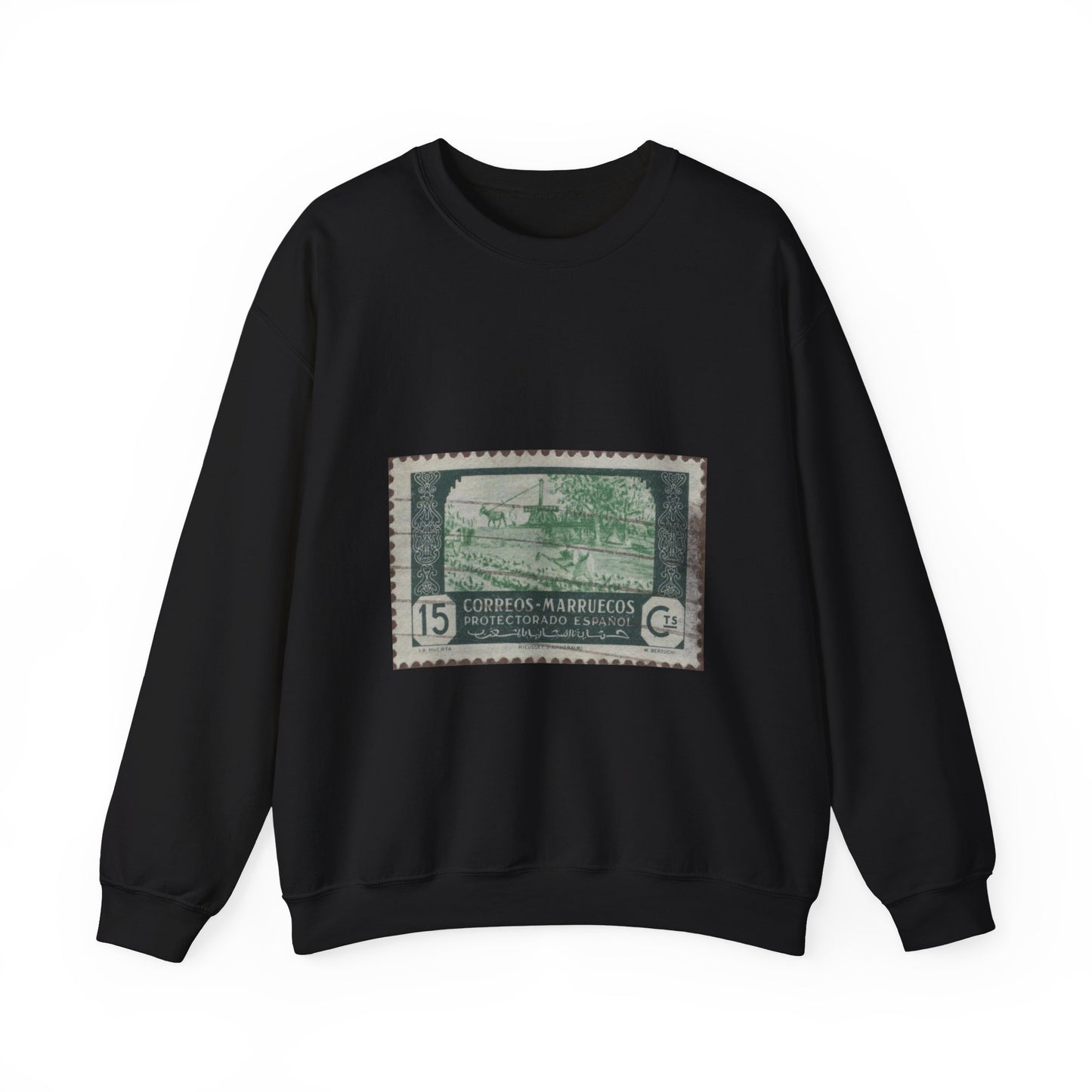 Frimärke ur Gösta Bodmans filatelistiska motivsamling, påbörjad 1950.Frimärke från Spanska Marocko, 1944. Motiv av planteringsarbete , köksträdgård. Black Heavy Blend Adult Crew Neck SweatShirt