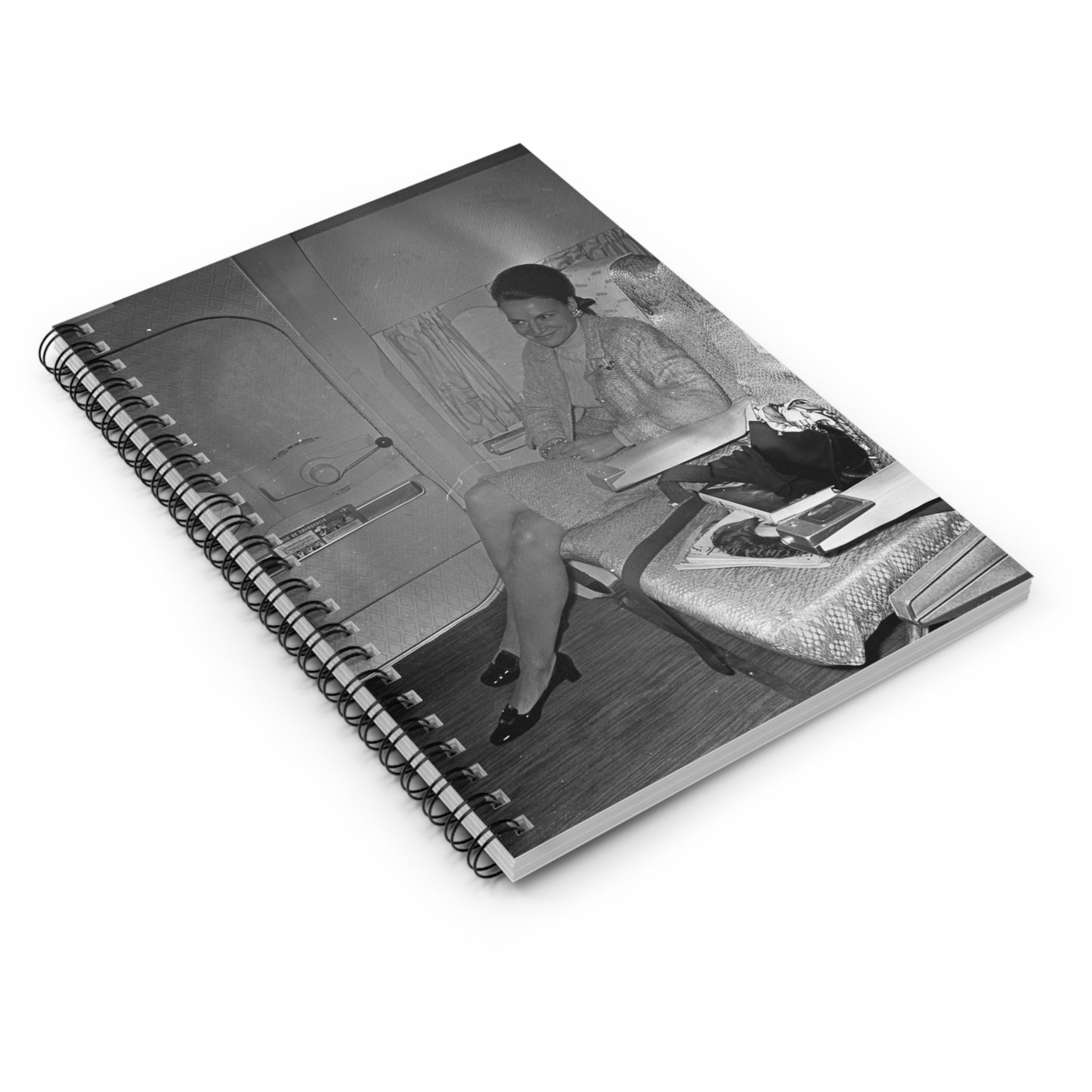 Vertrek prinses Irene van Schiphol. De prinses in het Spiral Bound Ruled Notebook with Printed Cover