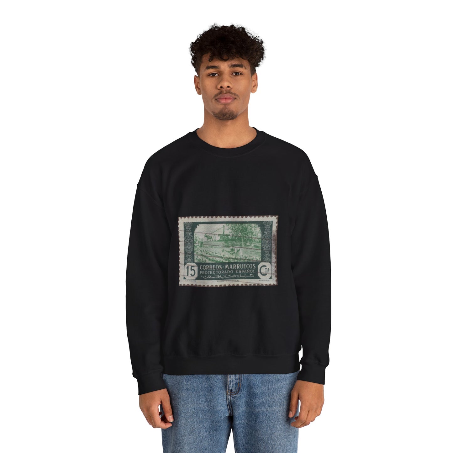Frimärke ur Gösta Bodmans filatelistiska motivsamling, påbörjad 1950.Frimärke från Spanska Marocko, 1944. Motiv av planteringsarbete , köksträdgård. Black Heavy Blend Adult Crew Neck SweatShirt