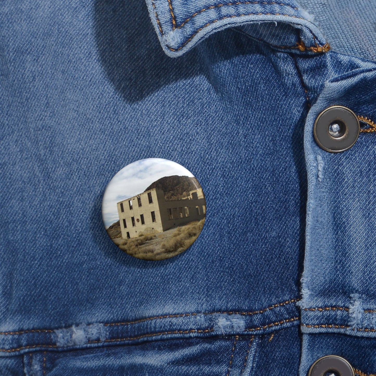 Death Valley Scenic Byway - An Abandoned Structure in Rhyolite Pin Buttons with Crisp Design