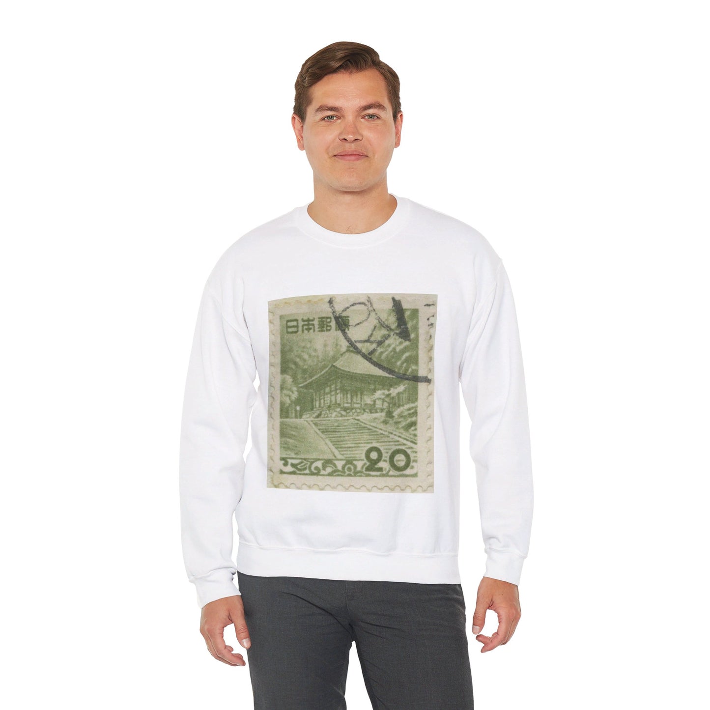 Frimärke ur Gösta Bodmans filatelistiska motivsamling, påbörjad 1950.Frimärke från Japan, 1953. Motiv av Guldtemplet Chysongi vid Hiraizumi. White Heavy Blend Adult Crew Neck SweatShirt