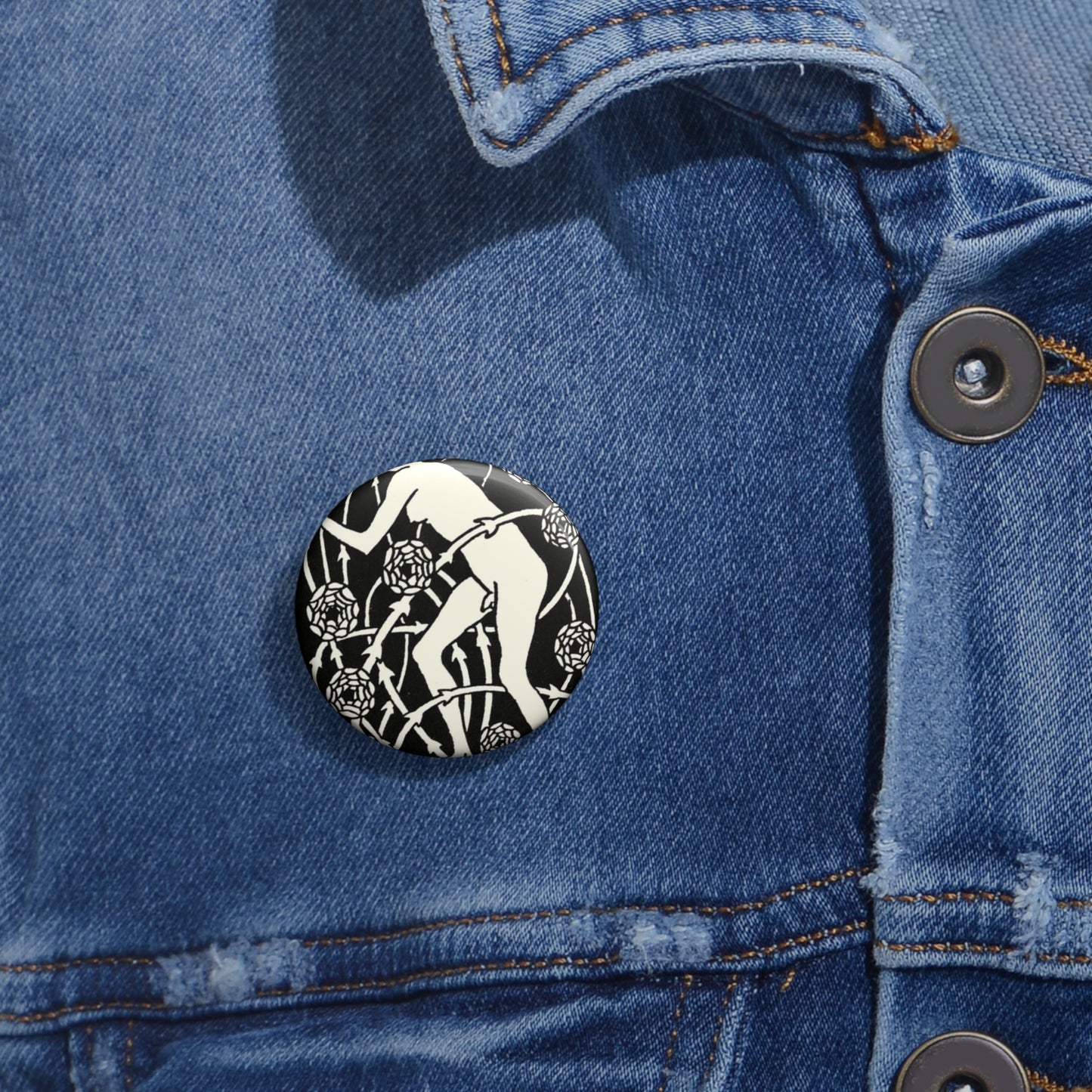 Hermaphroditus. Aubrey Beardsley - Le Morte d'Arthur Pin Buttons with Crisp Design