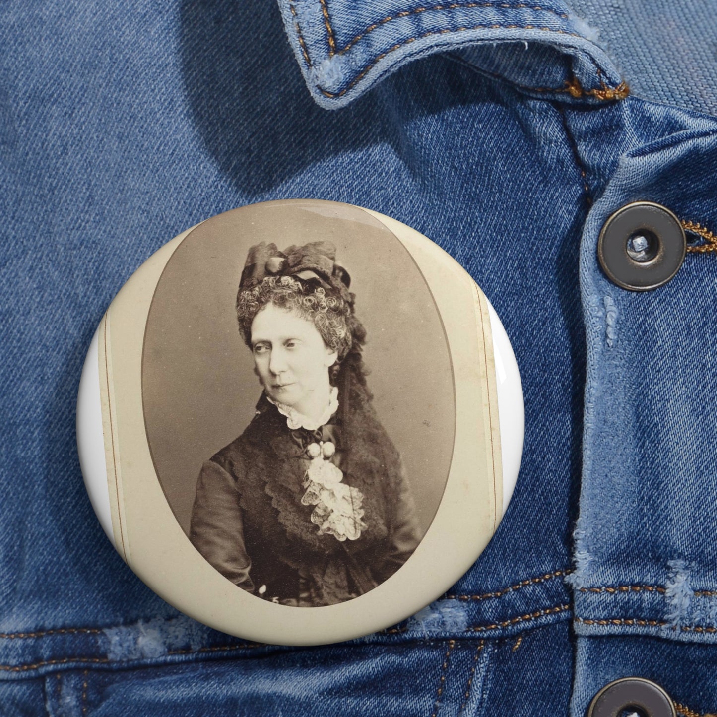 Maria Alexandrovna (Marie of Hesse) Pin Buttons with Crisp Design