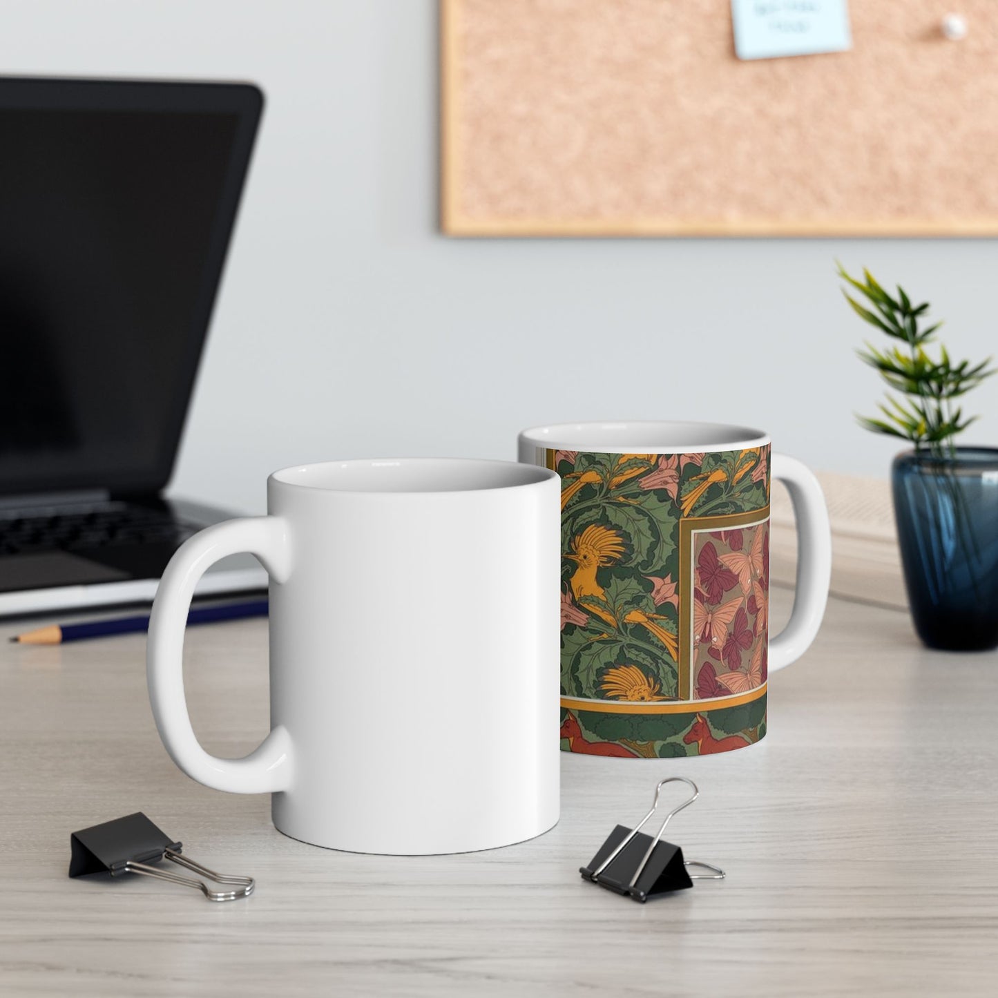 Huppes et stramoine, bordure. Papillons, étoffe de soie. Kangourou et arbres, bordure. Beautiful Novelty Ceramic Coffee Mug 11oz