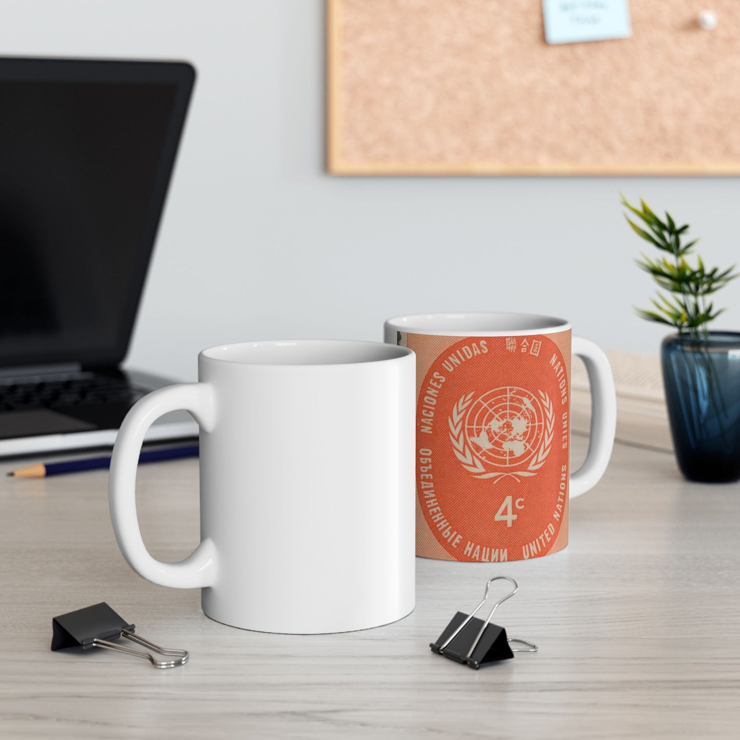 Frimärke ur Gösta Bodmans filatelistiska motivsamling, påbörjad 1950.Frimärke från Nations Unies 1958. Motiv av F. N.- märket. Beautiful Novelty Ceramic Coffee Mug 11oz