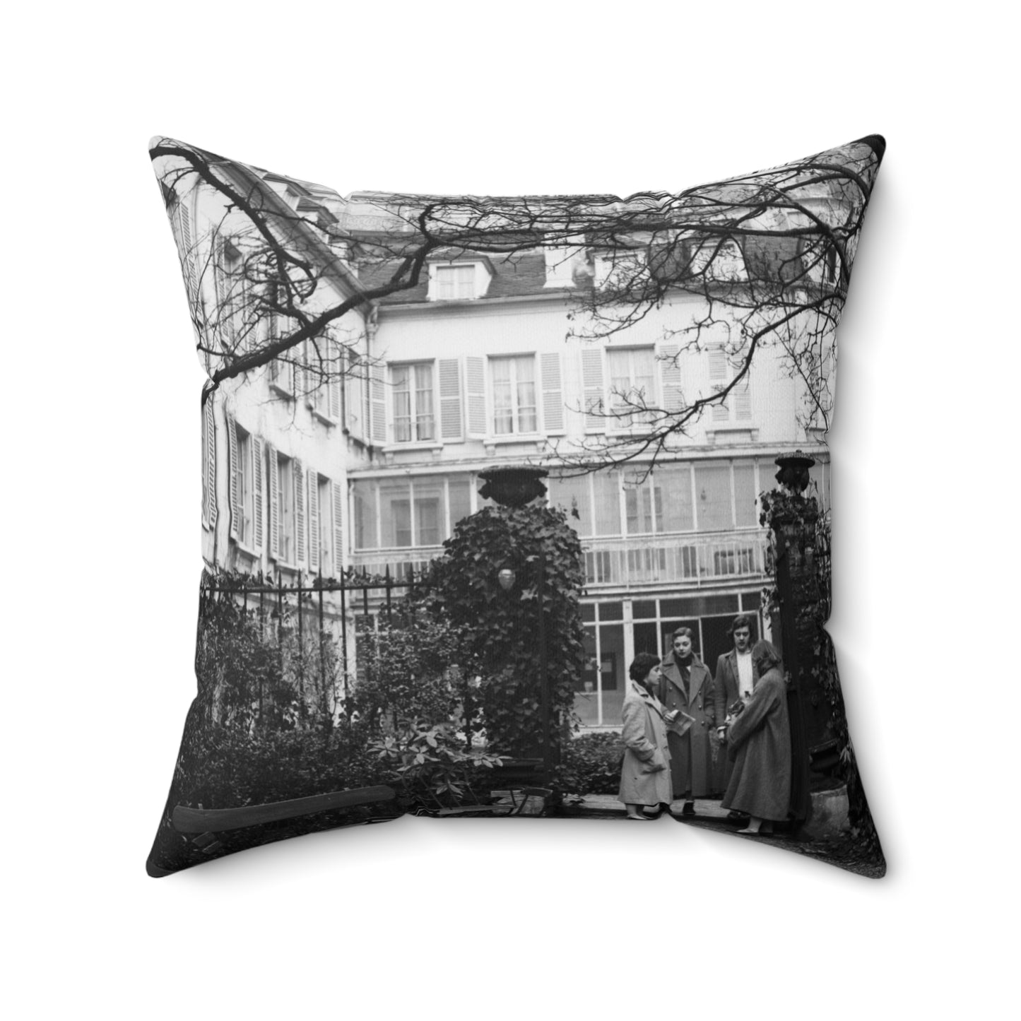 [Reid Hall-Paris Resident Club for American Women Students] Decorative Accent Square Pillow