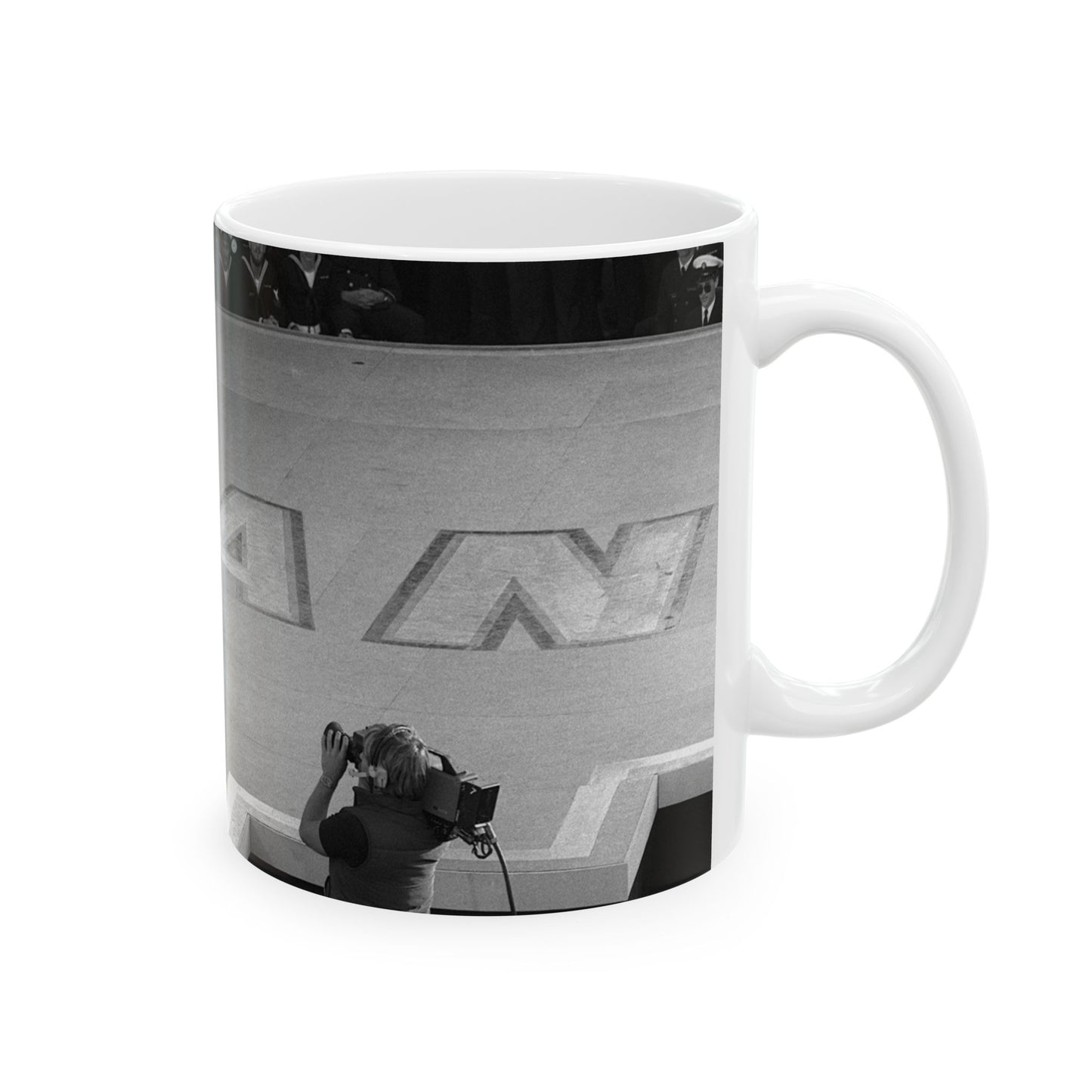 Suzanne Somers performs for the crew of the aircraft carrier USS RANGER (CV-61) Beautiful Novelty Ceramic Coffee Mug 11oz