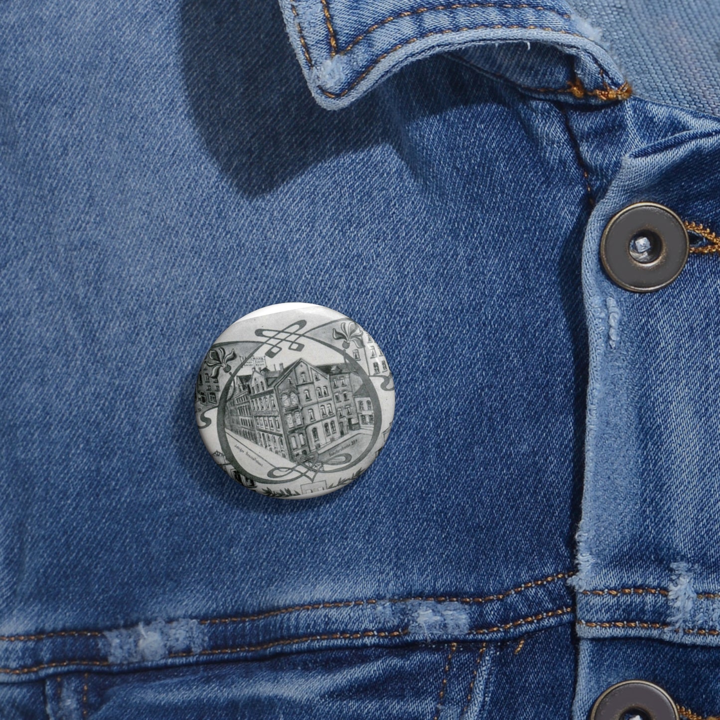 1900 circa Martin Börsmann Schillerstraße Hannover Pin Buttons with Crisp Design